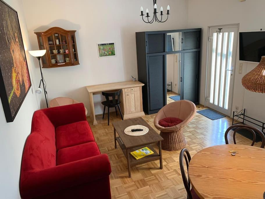 Gemuetliches 2P-Apartment In Ruhiger Lage ドレスデン エクステリア 写真